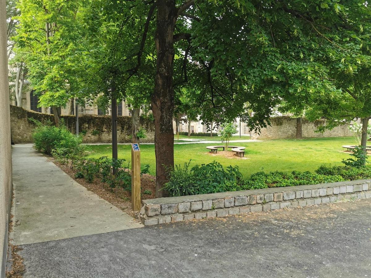 Elegance & Confort - Appart Pres Caves Au Coeur De Remeš Exteriér fotografie